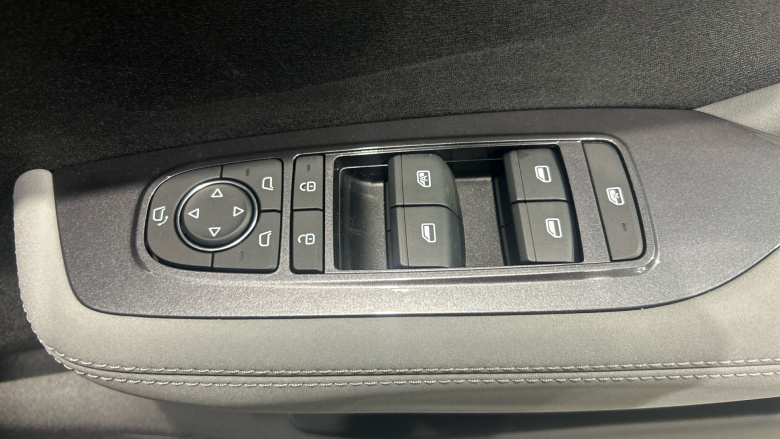 BYD Dolphin Surf 115kW Comfort 43kWh 5dr Auto Electric Hatchback